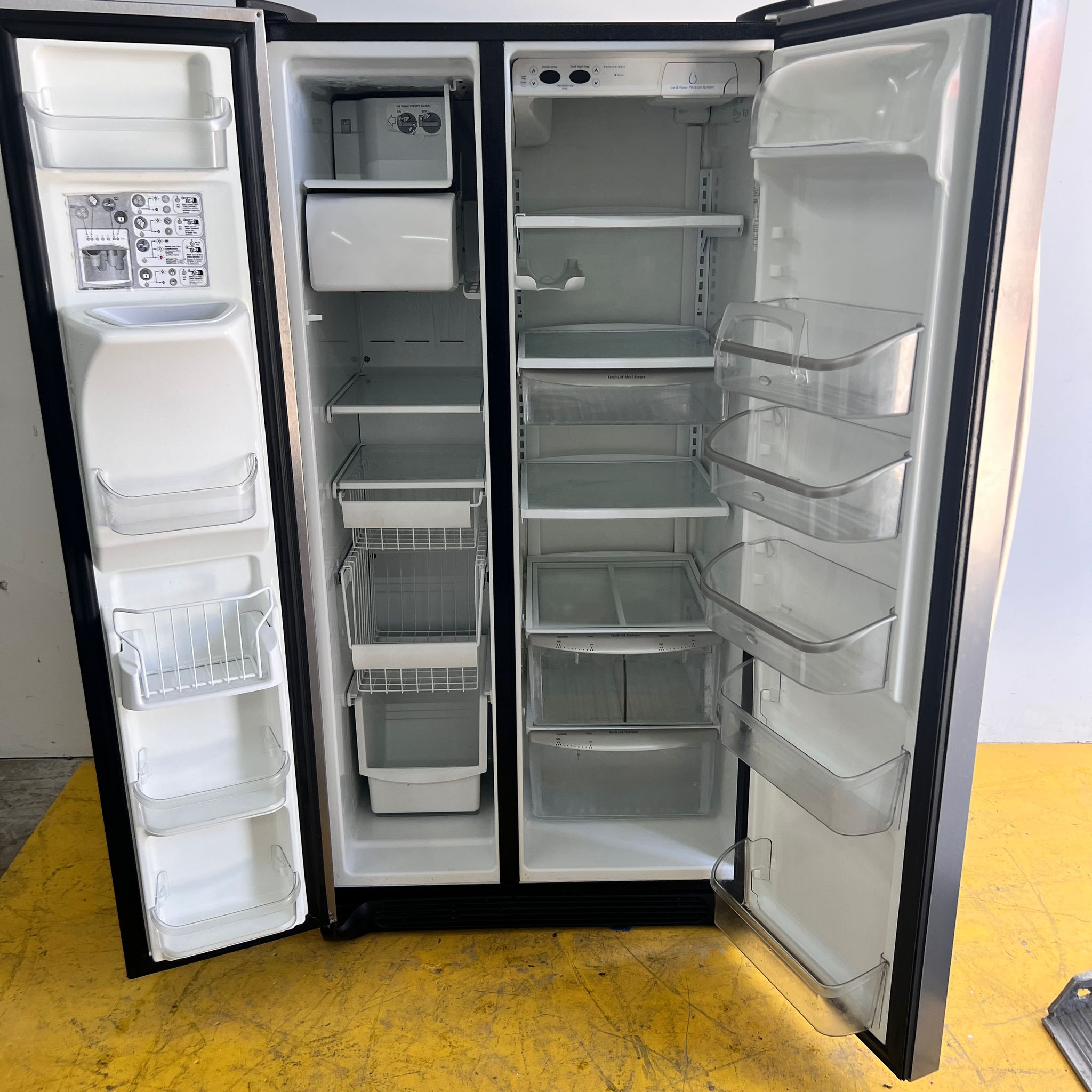 Frigidaire Stainless Steel Refrigerator Frigidaire Stainless Steel Refrigerator